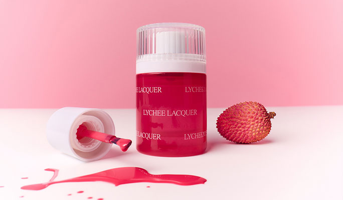 Lychee Lacquer polish: fingertip reveal